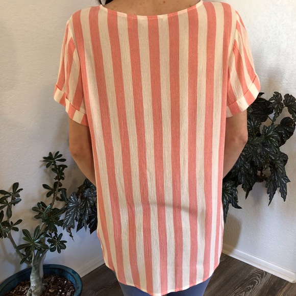 New Soft Surroundings top - Picture 3 of 5